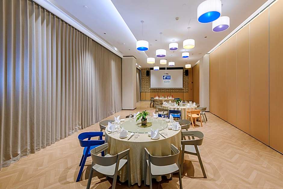 Holiday Inn Express Haikou West Coast By IHG