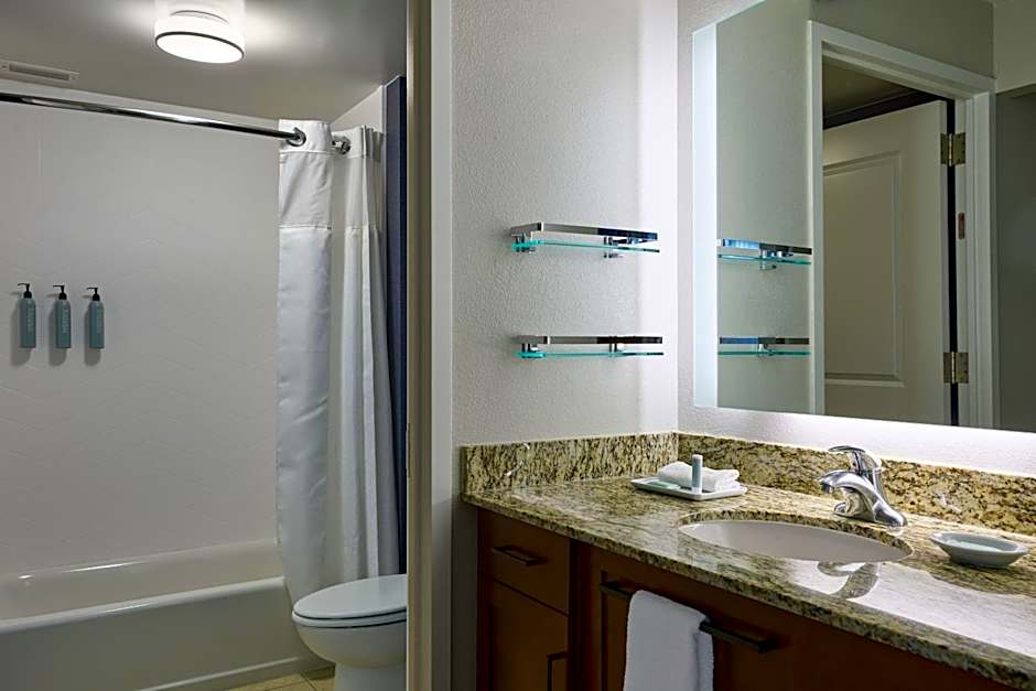 Residence Inn by Marriott Arlington Capital View