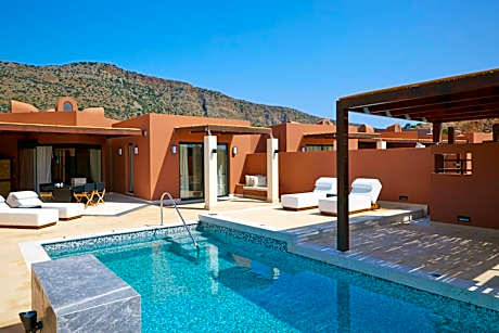 Luxury Residence, 4 Bedroom Suite, Sea view, Private pool