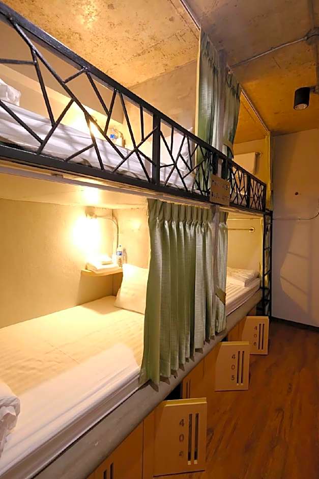 Room2u