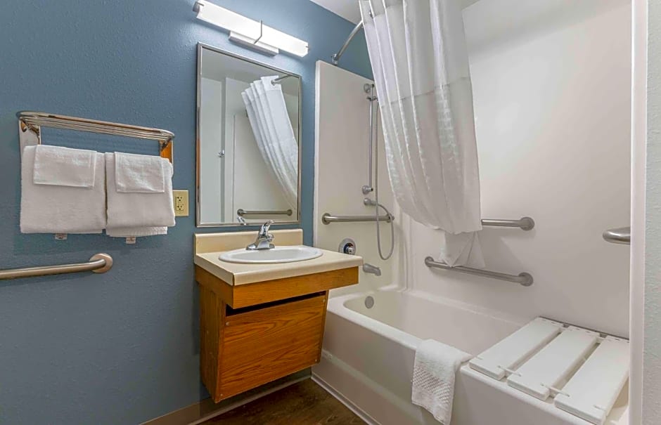 Extended Stay America Select Suites - El Paso - East