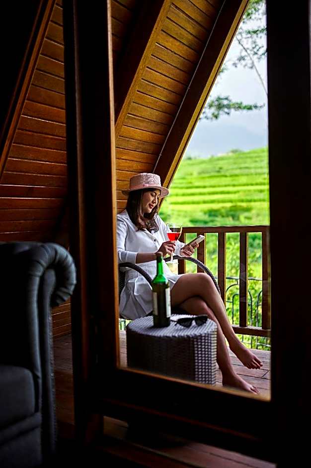 Asmaraloka Villa & Resto