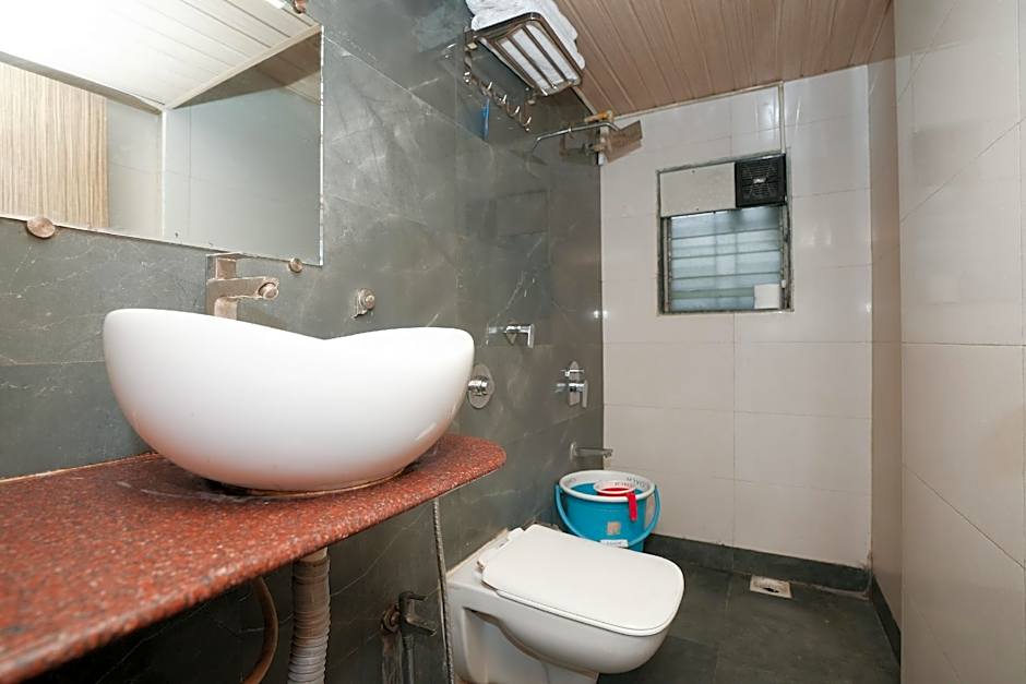 Hotel Neelkiran by ZUZU – Navi Mumbai, KY