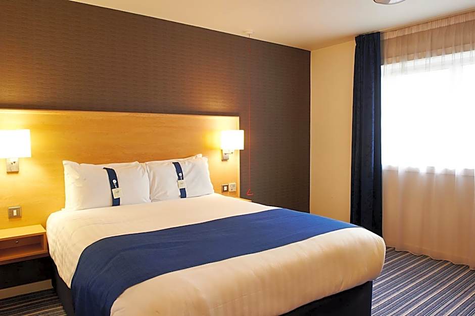 Holiday Inn Express Manchester Airport By IHG