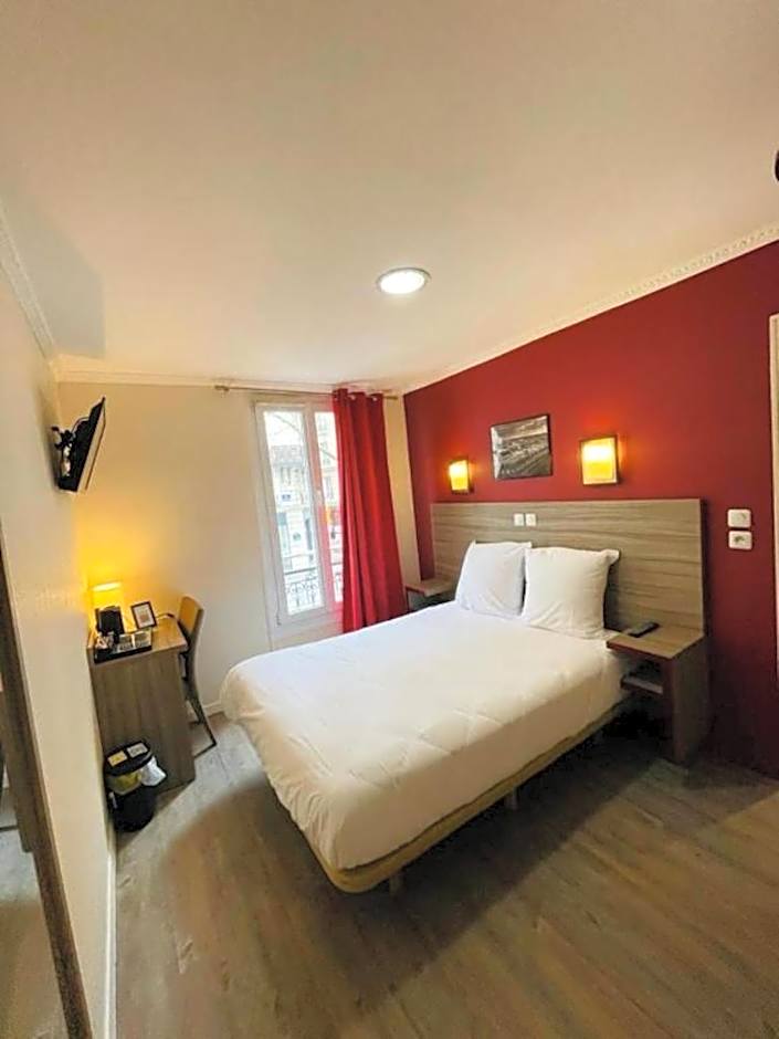 Hipotel Paris Gambetta Republique