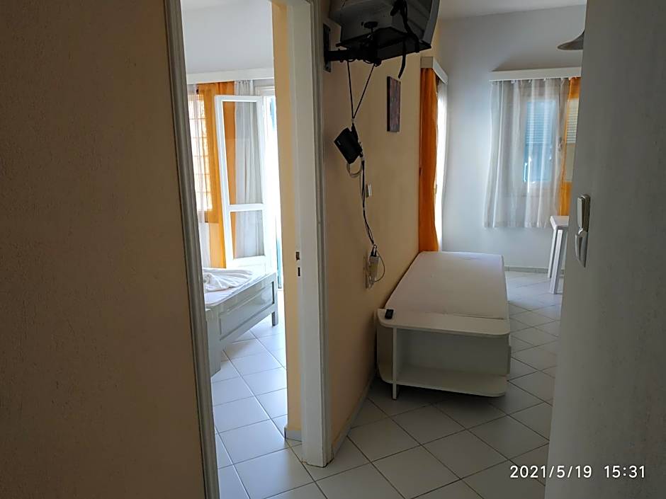 Renia Studios - Pool & Beach in 150m - Agia Pelagia