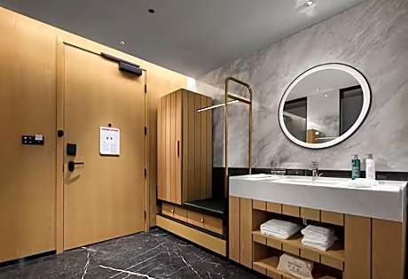 Twin Guest Room High Floor