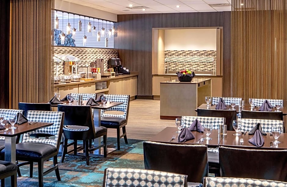 DoubleTree by Hilton Columbia