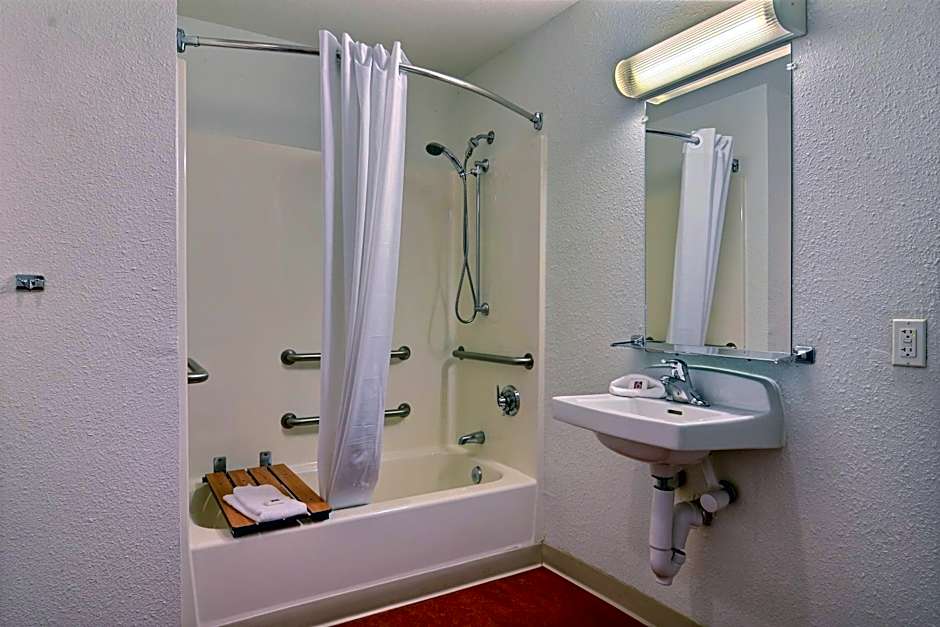 Motel 6-Seattle, WA - South