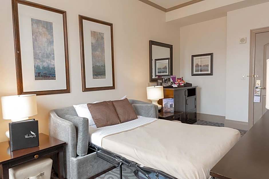Hotel Blackhawk, Autograph Collection by Marriott