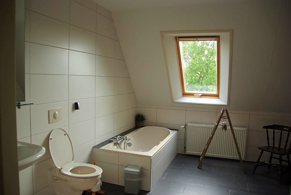 B&B Noflik Haule