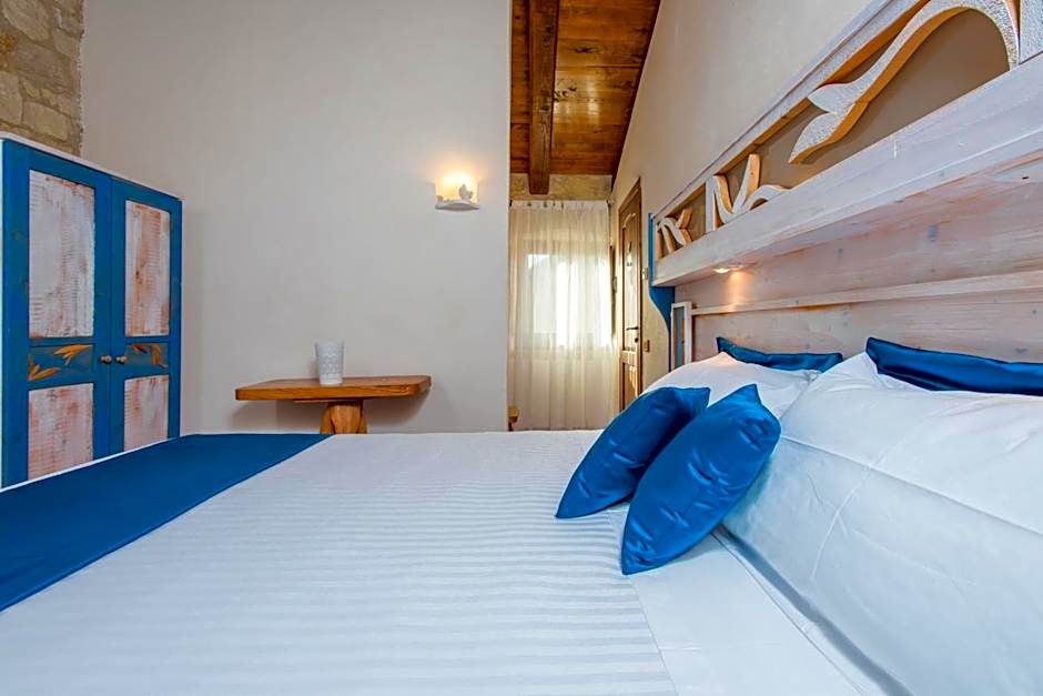 Valle Dell'Aquila Country House