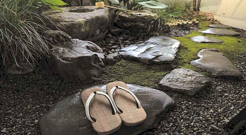 Higashiyama Shikikaboku