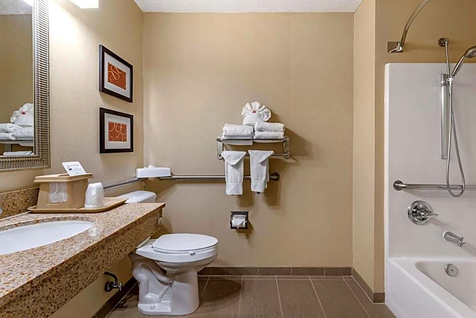 Comfort Suites Linn County Fairground And Expo