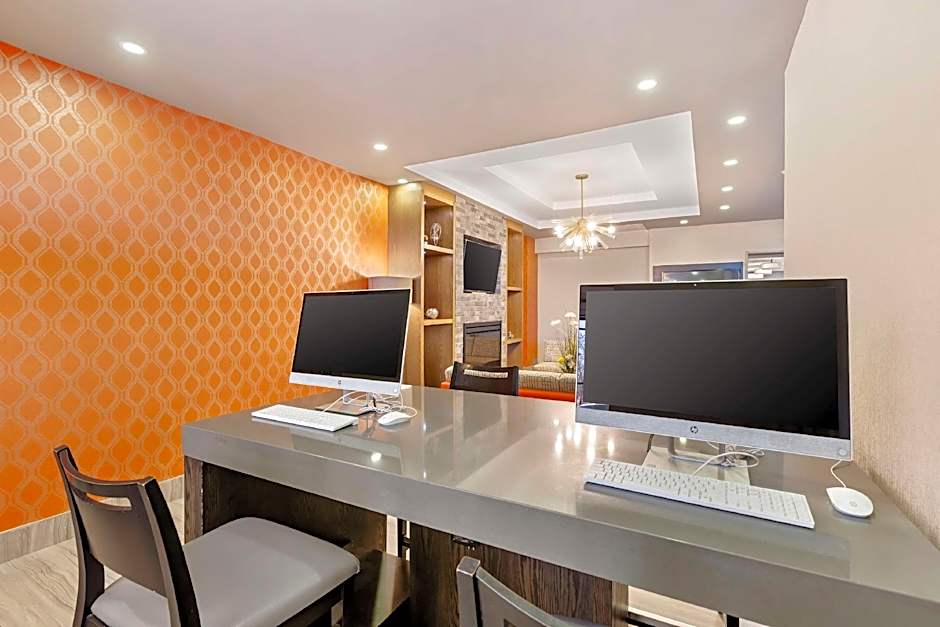 Best Western Plus Executive Inn