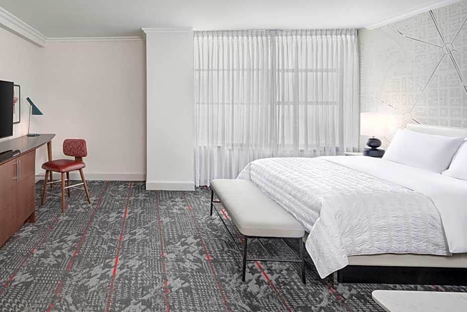 Le Meridien Washington, D.C., The Madison