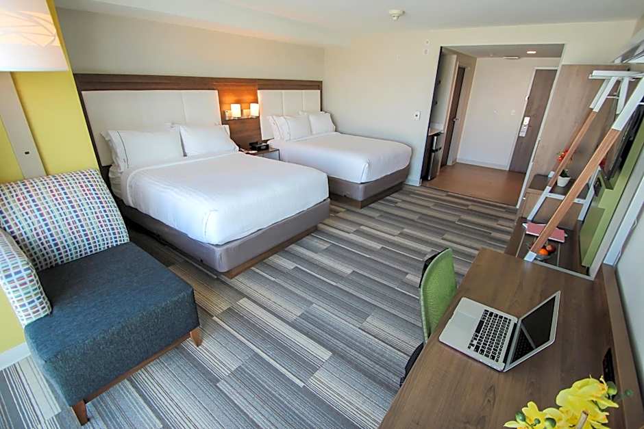 Holiday Inn Express & Suites Miami Airport By IHG