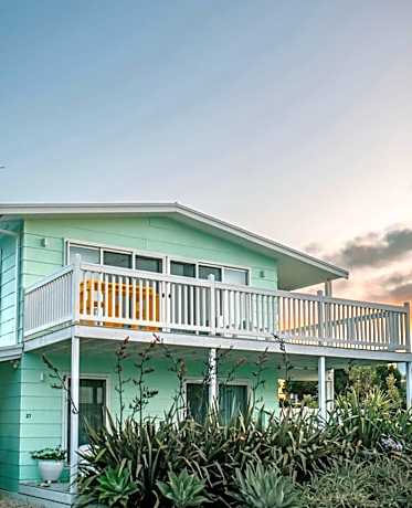 Sunny Beach Box