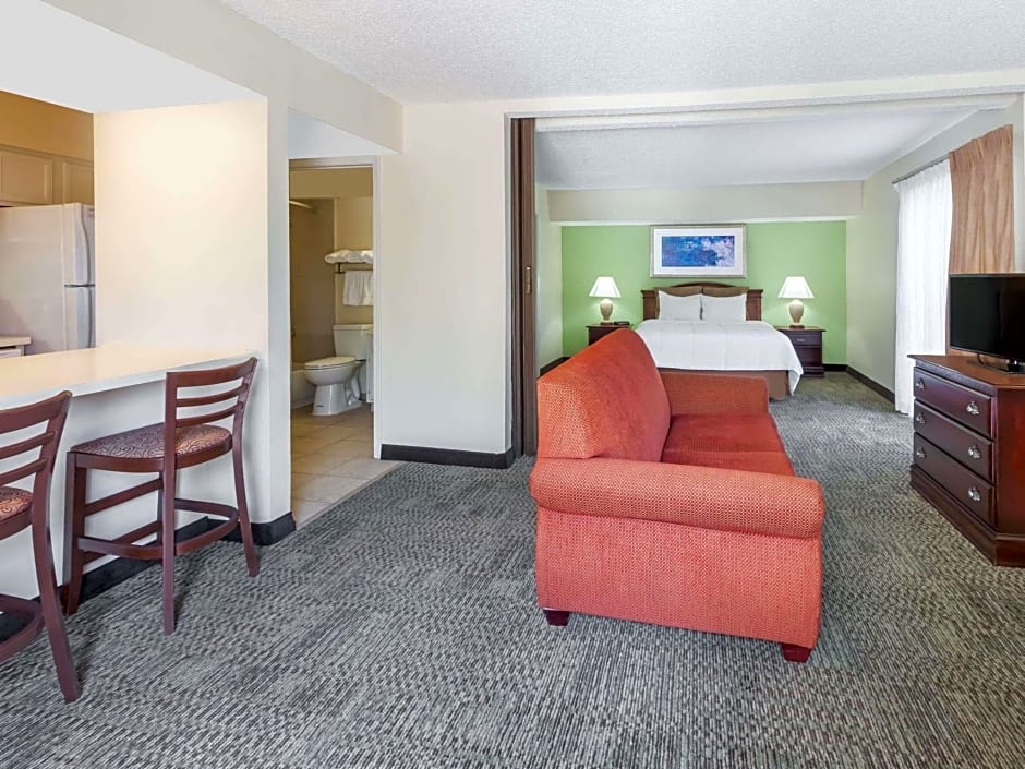 Hawthorn Dallas Airport – Dallas, TX