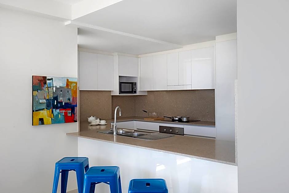 Paradise Centre Apartments