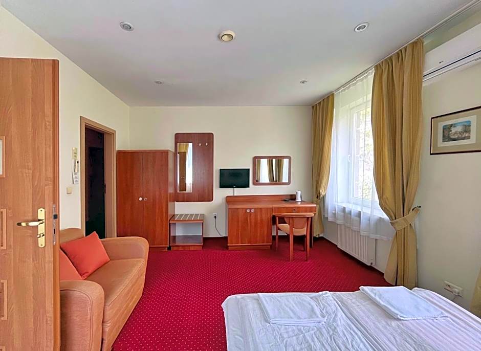 Fry House Hostel - 15min to Dworzec Zachodni, 5min to Klub Progresja
