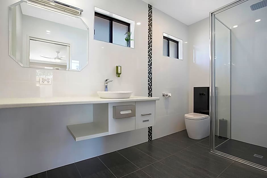 Comfort Inn May Park