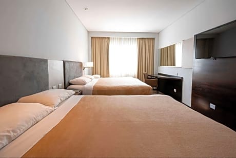 2 Twin Beds Mobility Mobility Accessible Room Non-Smoking