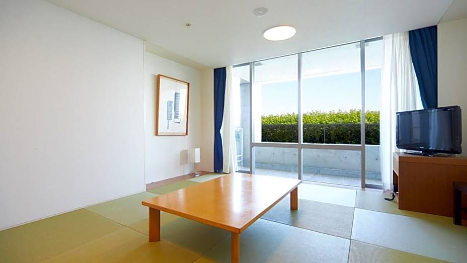 TOTO Seawind Awaji