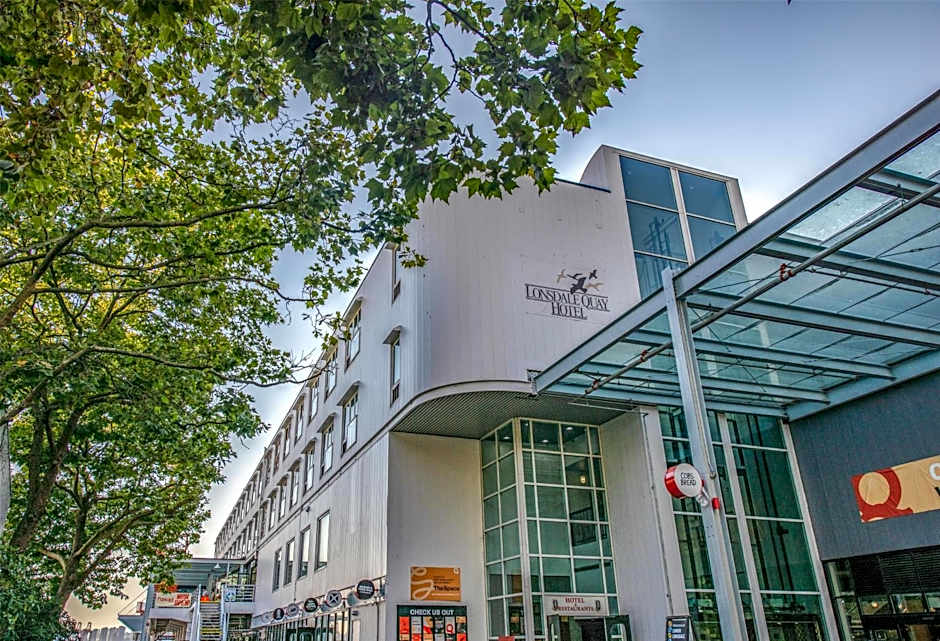 Coast Lonsdale Quay Hotel