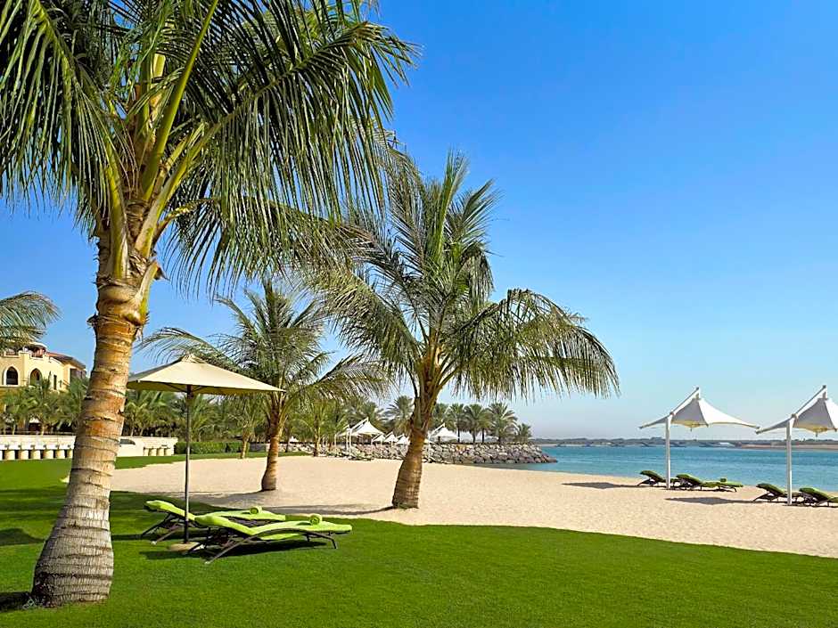 Traders Hotel, Abu Dhabi