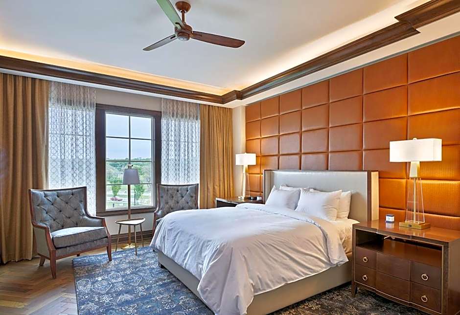 The Inn at Meadowbrook
