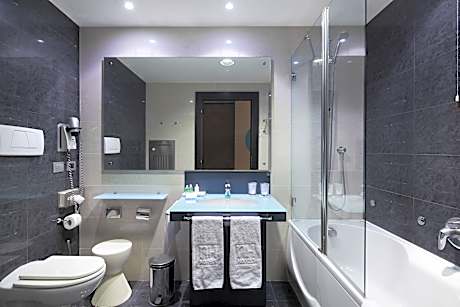 JUNIOR SUITE DARSENA VIEW (2AD + 1CH)