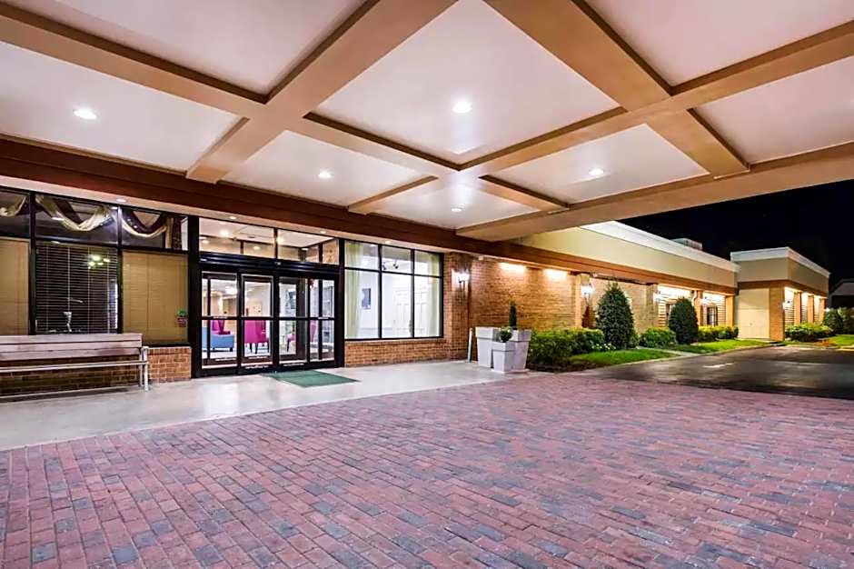 Days Hotel by Wyndham Williamsburg I-64