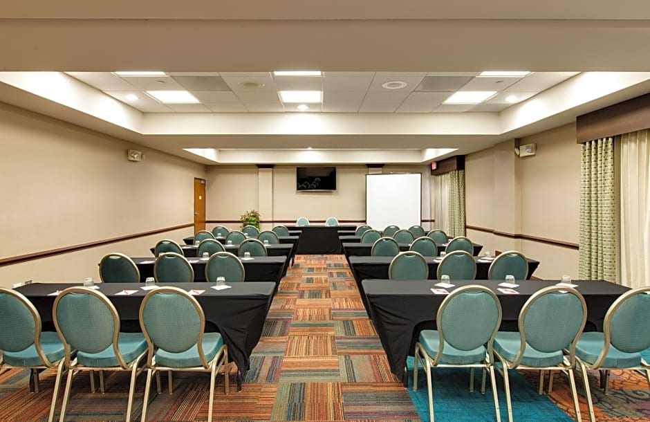 Hotel Indigo Chicago - Vernon Hills, an IHG Hotel