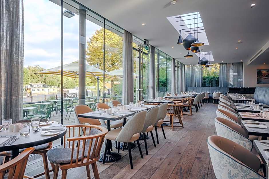 The Runnymede-On-Thames