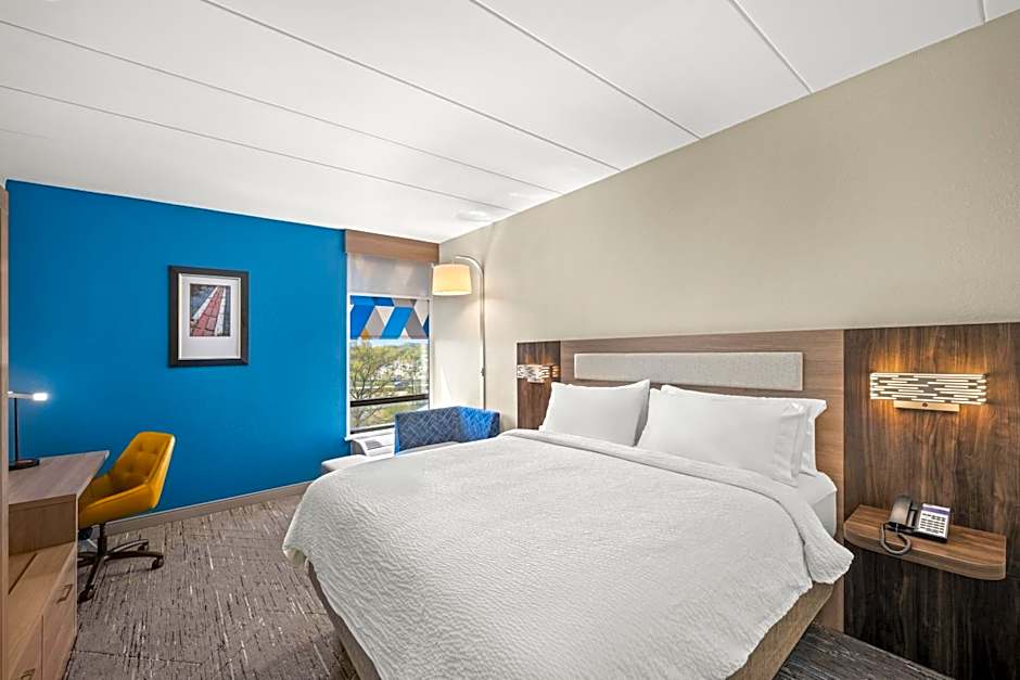 Holiday Inn Express Boston North-Woburn By IHG