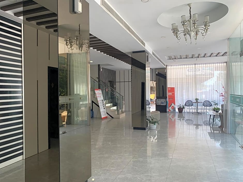 Vaccinated Staff - OYO 676 Hotel Osaka