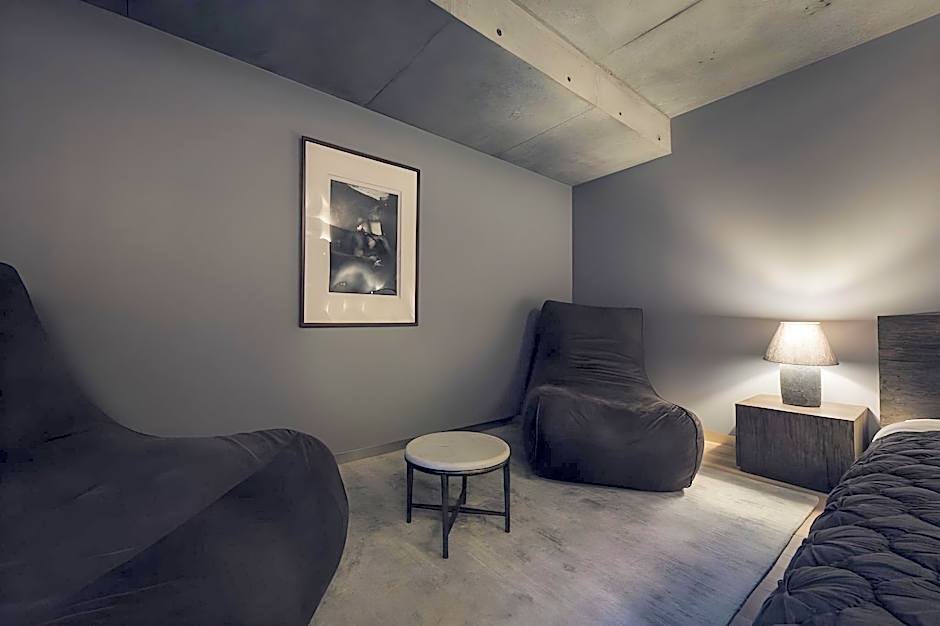 node hotel