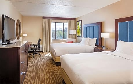 1 King Bed-Sofabed-Junior Suite