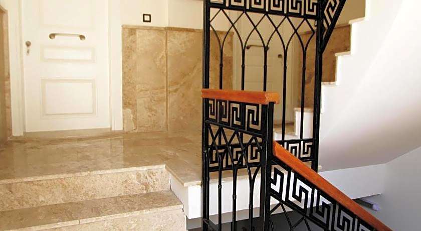 Cesme Kale Tas Apartment