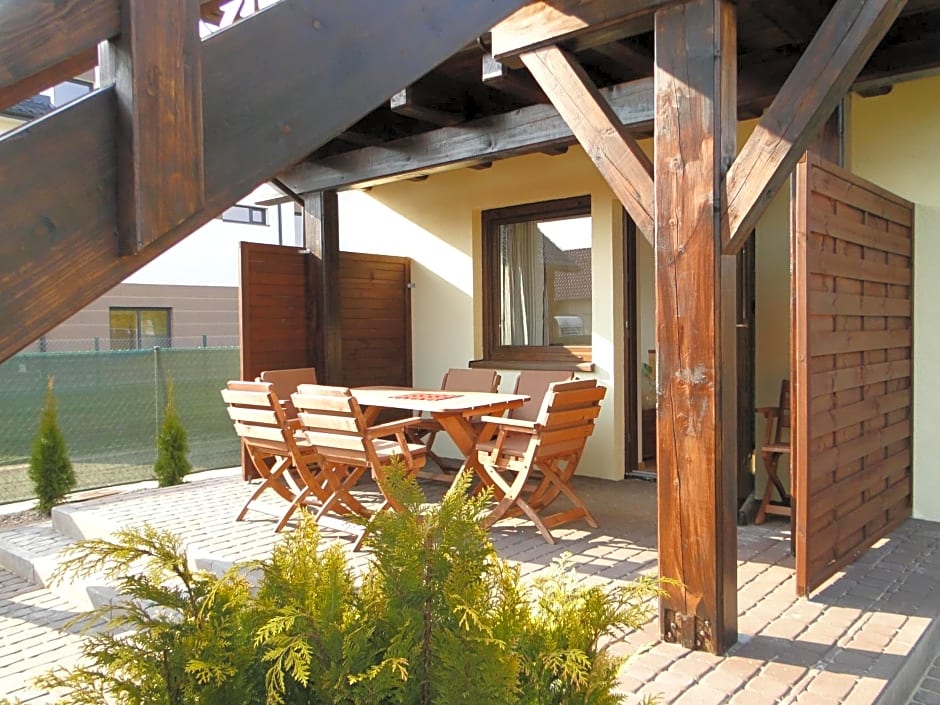 Domki letniskowe,apartamenty Wczasowa 8a