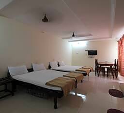 Hotel Maya Deluxe