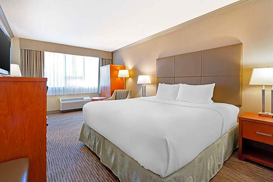 Best Western Plus Barclay Hotel