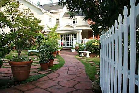 Inn at Occidental