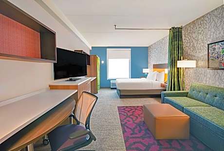 One-Bedroom Queen Suite - Hearing Accessible