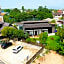 croissant hotel and cafe