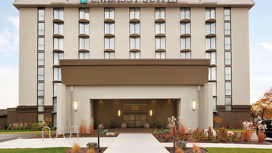 Embassy Suites by Hilton Bloomington / Minneapolis