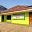 SPOT ON 91521 Mayong Guesthouse