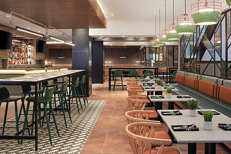 Delta Hotels by Marriott Saskatoon Downtown