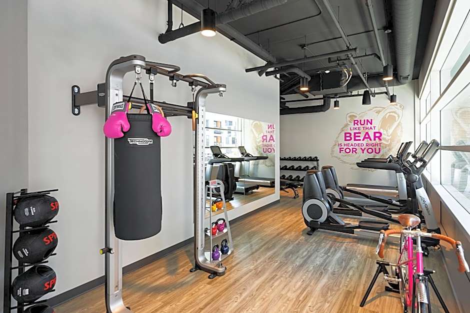 Moxy Minneapolis Downtown